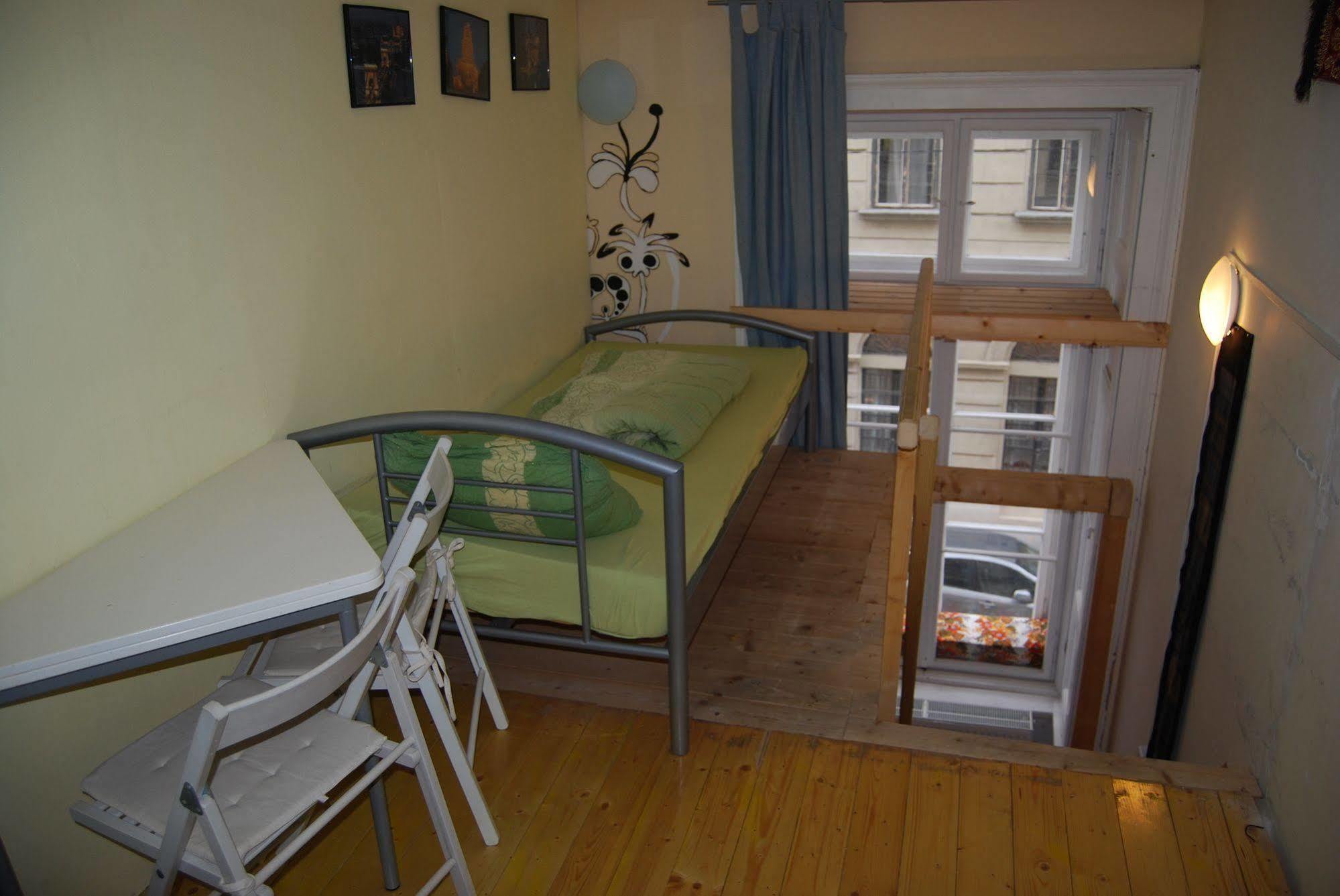 Budapest Centrum Cozy Hostel Екстер'єр фото